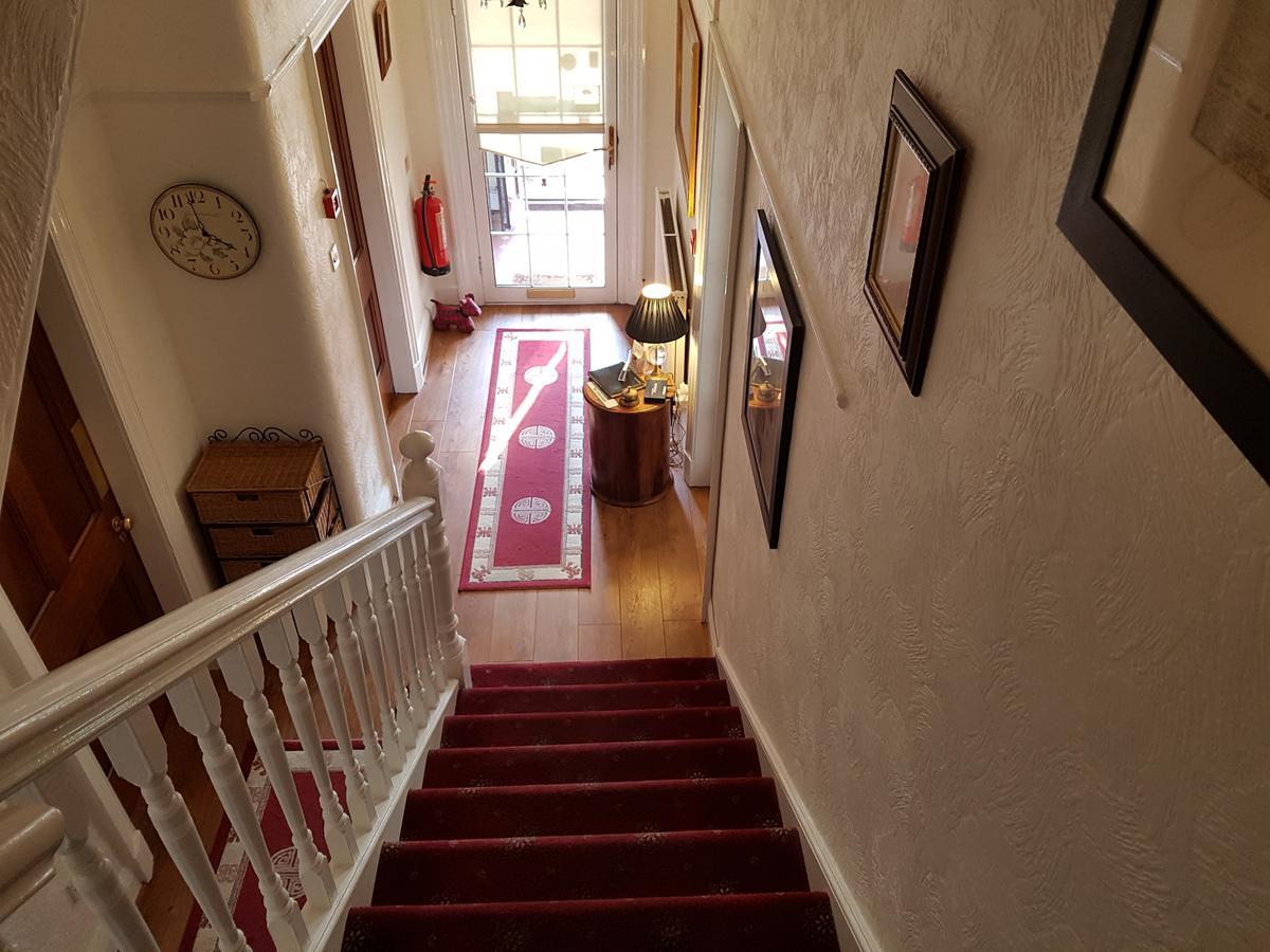 St Leonards Guest House Largs Eksteriør billede